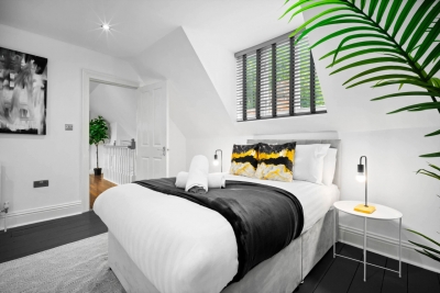 Stylish Apartment - Parking - Terrace - Wolverhampton