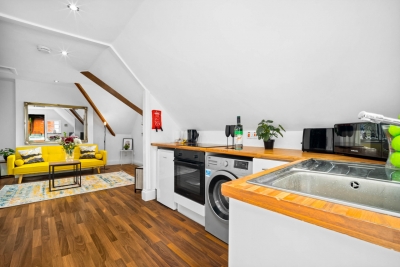 Stylish Apartment - Parking - Terrace - Wolverhampton