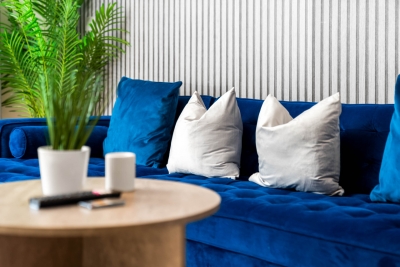 Stylish Chinatown Apartment - Balcony - Parking