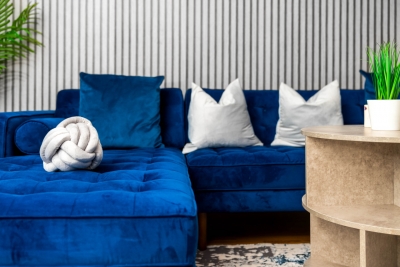 Stylish Chinatown Apartment - Balcony - Parking
