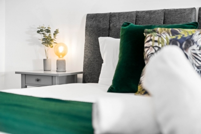 Stylish Apartment - Netflix - On Street Parking