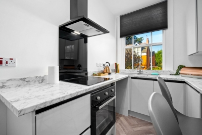 Stylish Apartment - Netflix - On Street Parking