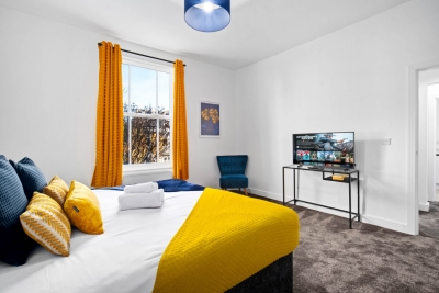 Stylish Apartment - Netflix - On Street Parking