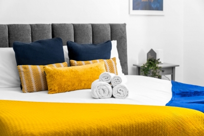 Stylish Apartment - Netflix - On Street Parking