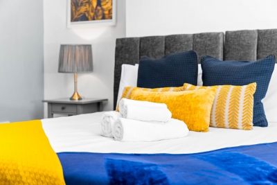 Stylish Apartment - Netflix - On Street Parking