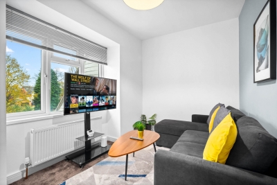 Stylish Apartment - Netflix - On Street Parking