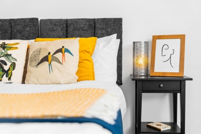 Stylish Apartment - Netflix - On Street Parking