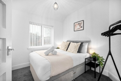 Two Bedroom Apartment - On Street Parking Available