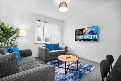 Two Bedroom Apartment - On Street Parking Available