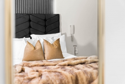 Stylish Apartment - Jewellery Quarter - Parking & Balcony