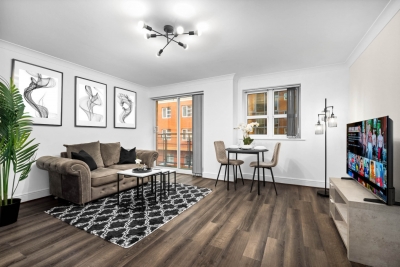 Stylish Apartment - Jewellery Quarter - Parking & Balcony