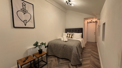 Stylish 2 Bedroom Apartment - Netflix - Wolverhampton Centre