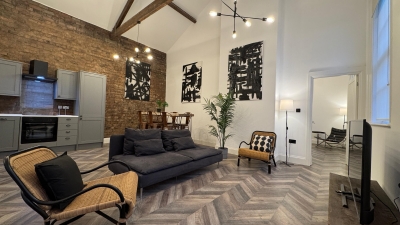 Stylish 2 Bedroom Apartment - Netflix - Wolverhampton Centre