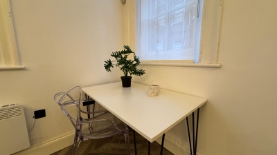 Stylish 2 Bedroom Apartment - Netflix - Wolverhampton Centre