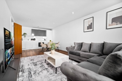 Stylish 2 Bedroom Apartment - City Centre - Netflix - Fast WiFi