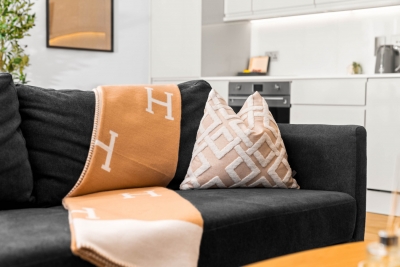 Luxury 2 Bedroom Apartment - Juliet Balcony