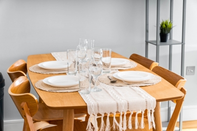 Stylish 2 Bedroom Apartment - Balcony - Fast WiFi