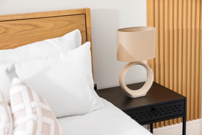 Stylish 2 Bedroom Apartment * Balcony * Fast Wi-Fi