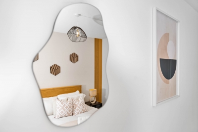 Luxury 2 Bedroom Apartment - Juliet Balcony - Fast WiFi - Netflix