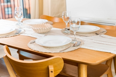 Luxury 2 Bedroom Apartment - Juliet Balcony - Fast WiFi - Netflix