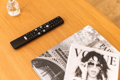 Luxury 2 Bedroom Apartment - Juliet Balcony - Fast WiFi - Netflix