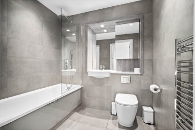 Luxury 2 Bedroom Apartment - Juliet Balcony - Fast WiFi - Netflix