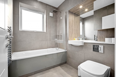 Elegant Four Bedroom Townhouse - Garden - Balconies - Parking