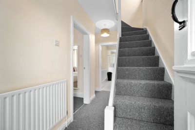 Modern Four Bedroom House - Garden - Parking - Great Barr