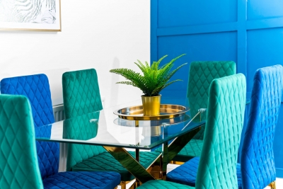 Elegant Three Bedroom House - Parking - Garden