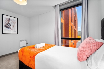 Elegant Two Bedroom Apartment - Fast WiFi - Netflix - Jewellery Quarter
