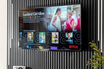 Modern Apartment - Balcony - Fast WiFi - Netflix