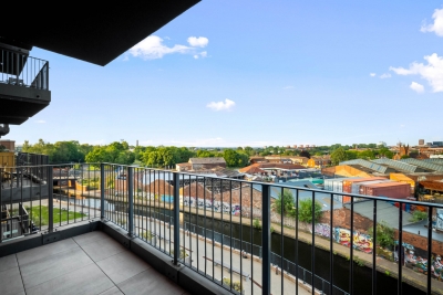 Stylish Apartment - Balcony - Fast WiFi - Netflix