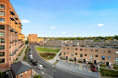 Stylish 2 Bed Apartment * Balcony * Netflix
