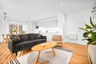 Stylish 2 Bed Apartment * Balcony * Netflix