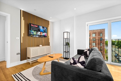 Stylish Apartment * 2 Bed * City Centre * Parking