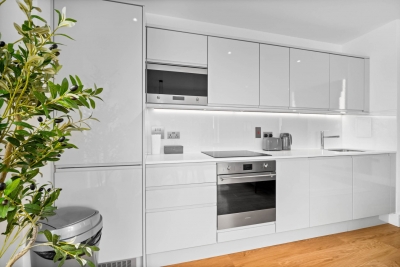 Stylish Apartment * 2 Bed * City Centre * Parking