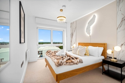 Modern Apartment * 2 Bedroom * Balcony* Parking