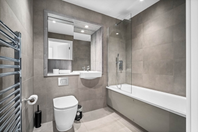 Modern Apartment * 2 Bedroom * Balcony* Parking