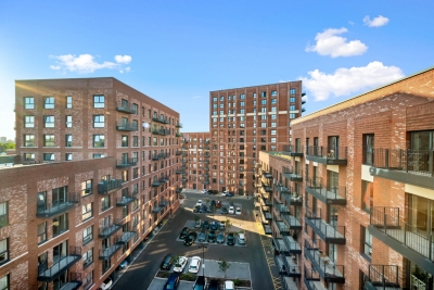 Luxury 2 Bedroom with Balcony - Fast Wi-Fi - Netflix
