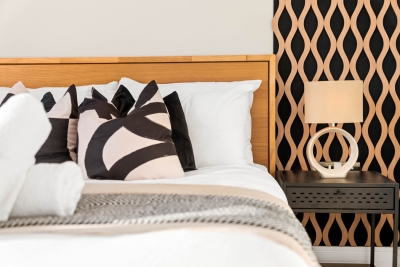 Luxury 2 Bedroom with Balcony - Fast Wi-Fi - Netflix