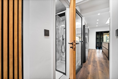 Stylish 3 Bedroom House - Garden - Parking - Outdoor Playground