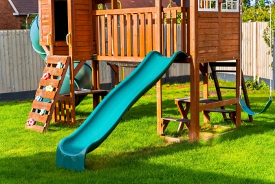 Stylish 3 Bedroom House - Garden - Parking - Outdoor Playground