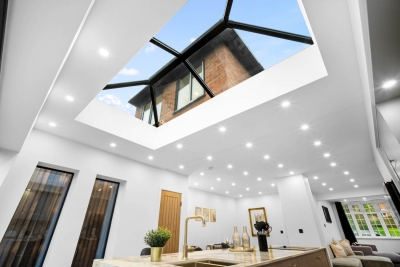 Stylish Four Bedroom House - Garden - Parking