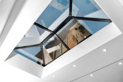 Stylish Four Bedroom House - Garden - Parking