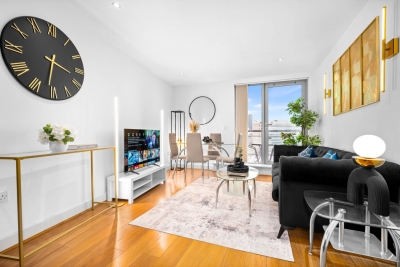 Luxury Apartment - City Centre - Parking - Balcony