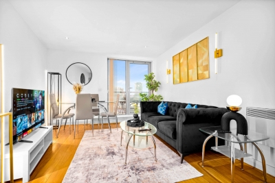 Luxury Apartment - City Centre - Parking - Balcony