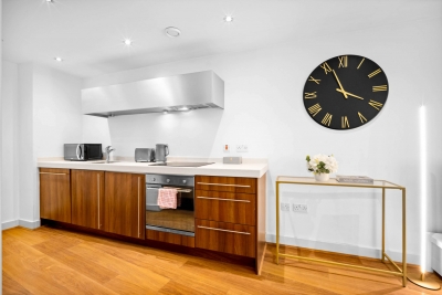 Luxury Apartment - City Centre - Parking - Balcony