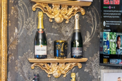 Spacious 2 Bed Apartment with Parking, Balcony & Private Bar Area - Bedroom TV