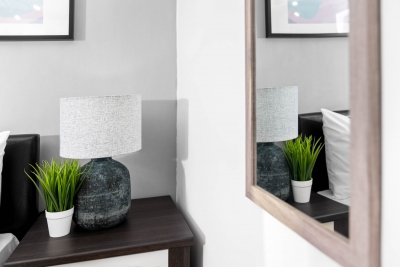 City Centre Apartment - Balcony - On Street Parking - Smart Tv & Neflix