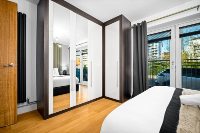 City Centre Apartment - Balcony - On Street Parking - Smart Tv & Neflix